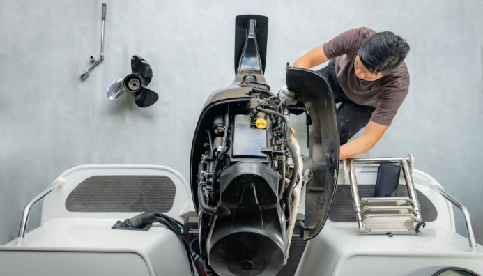 Técnico Auxiliar Naval Y Mecánico